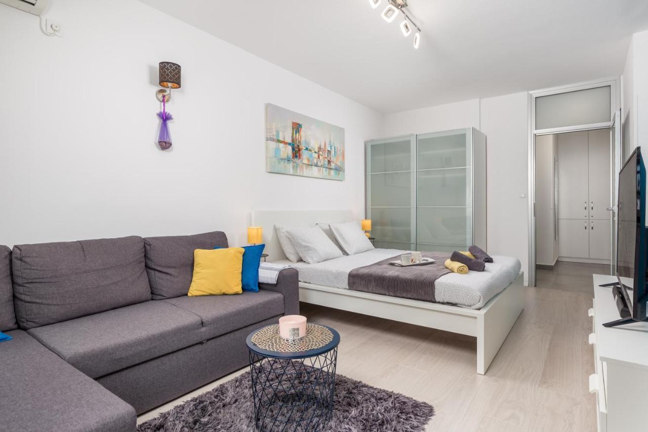 Sunny Studio Apartment With Balcony Rijeka Ngoại thất bức ảnh