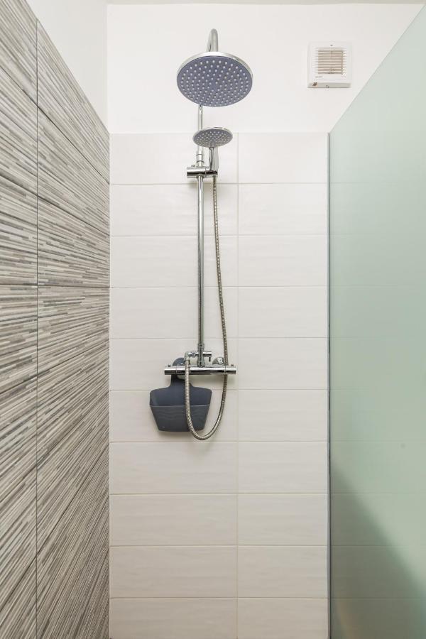 Sunny Studio Apartment With Balcony Rijeka Ngoại thất bức ảnh